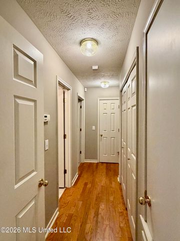604 E Biscayne Cove, Clinton, MS 39056
