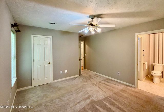 604 E Biscayne Cove, Clinton, MS 39056