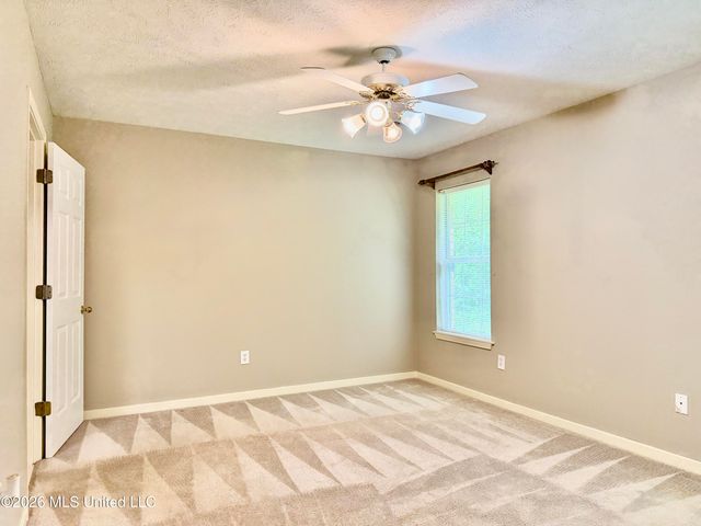 604 E Biscayne Cove, Clinton, MS 39056