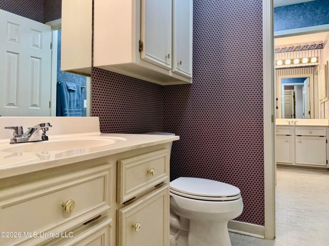 604 E Biscayne Cove, Clinton, MS 39056