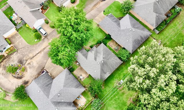 604 E Biscayne Cove, Clinton, MS 39056