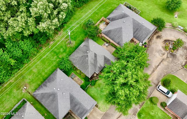 604 E Biscayne Cove, Clinton, MS 39056