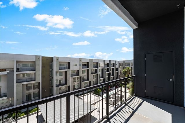 2775 West Pebble Road 505, Las Vegas, NV 89123