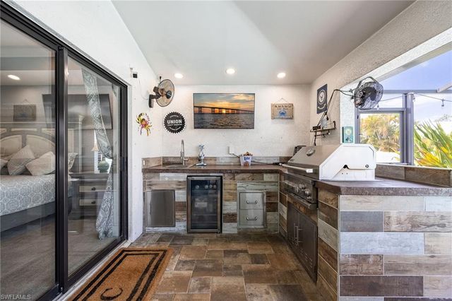 2737 SW 25th ST, Cape Coral, FL 33914