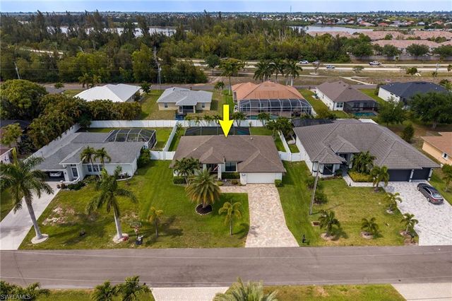2737 SW 25th ST, Cape Coral, FL 33914