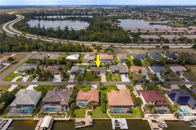 2737 SW 25th ST, Cape Coral, FL 33914