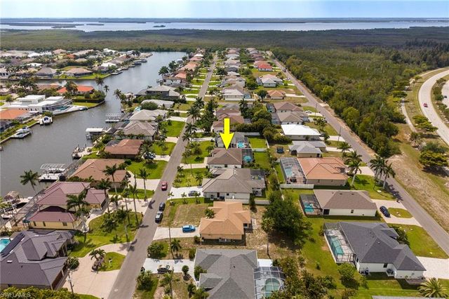 2737 SW 25th ST, Cape Coral, FL 33914