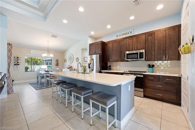 2737 SW 25th ST, Cape Coral, FL 33914