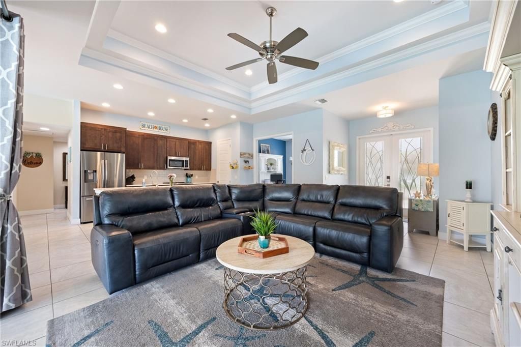 Image 2 of property listing at 2737 SW 25th ST, Cape Coral, FL 33914
