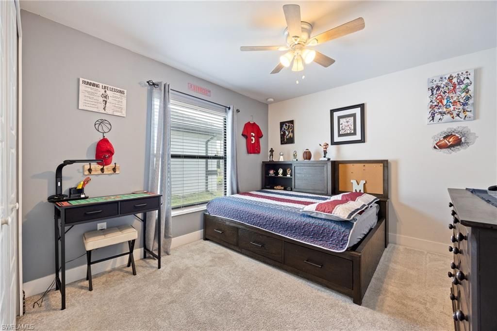 Image 26 of property listing at 2737 SW 25th ST, Cape Coral, FL 33914