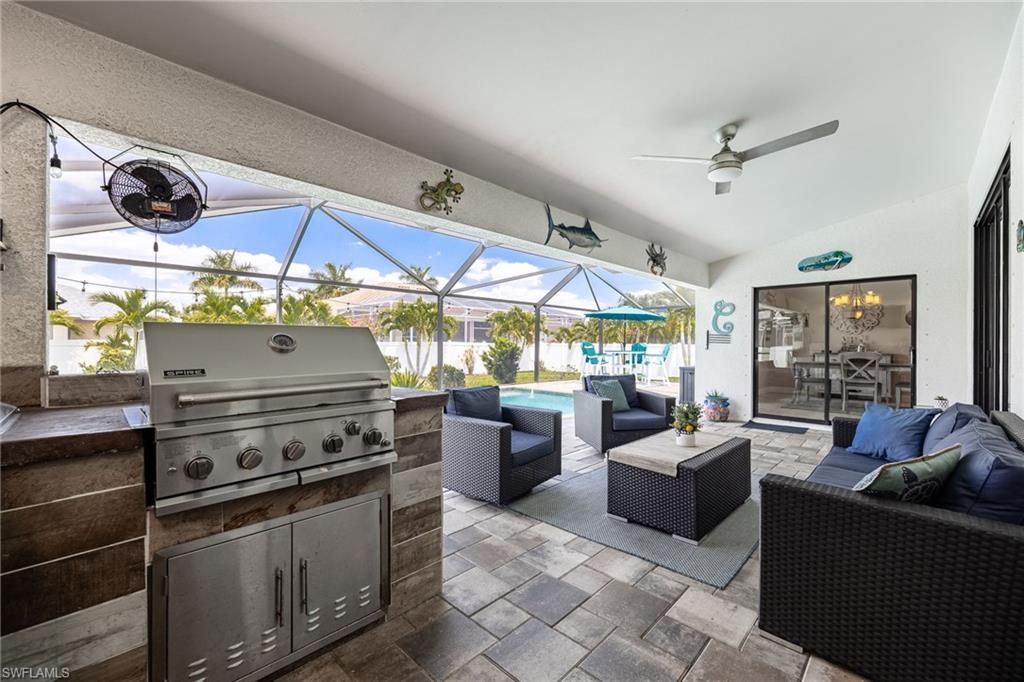 Image 5 of property listing at 2737 SW 25th ST, Cape Coral, FL 33914
