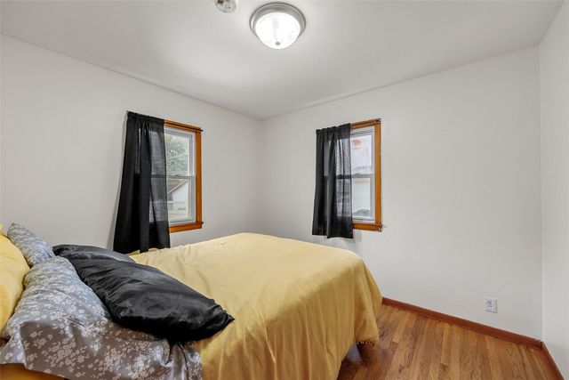 109 Marion Court, Hiawatha, IA 52233