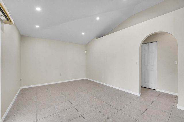1598 SW Curry St, Port St Lucie, FL 34983