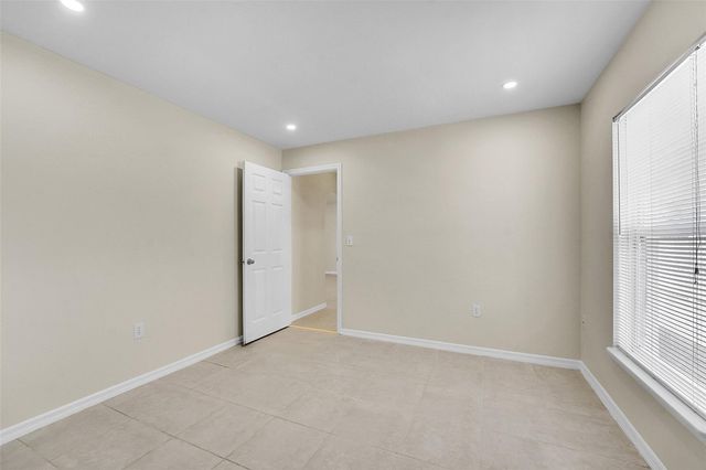 1598 SW Curry St, Port St Lucie, FL 34983