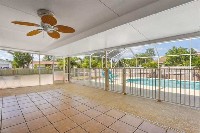 1598 SW Curry St, Port St Lucie, FL 34983