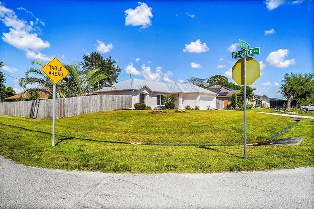 1598 SW Curry St, Port St Lucie, FL 34983