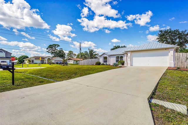 1598 SW Curry St, Port St Lucie, FL 34983