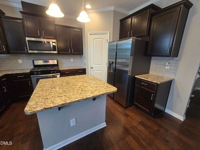 3917 Valley Side Court, Cary, NC 27519
