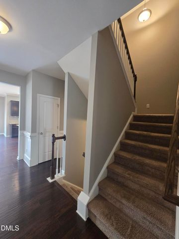 3917 Valley Side Court, Cary, NC 27519