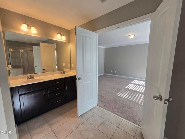 3917 Valley Side Court, Cary, NC 27519