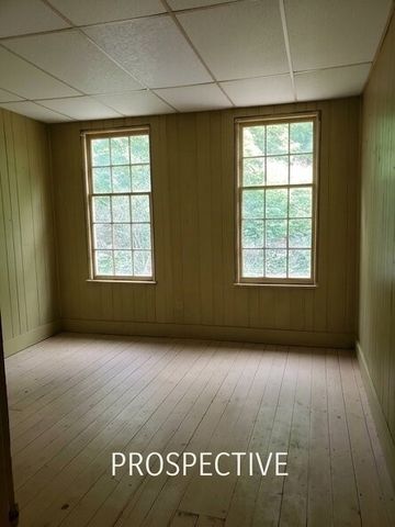 1318 Halsey Pl, Marshall Shadeland, PA 15212