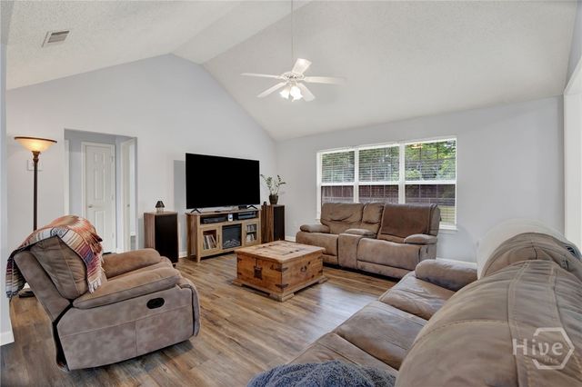 302 Road Atlanta, Bloomingdale, GA 31302