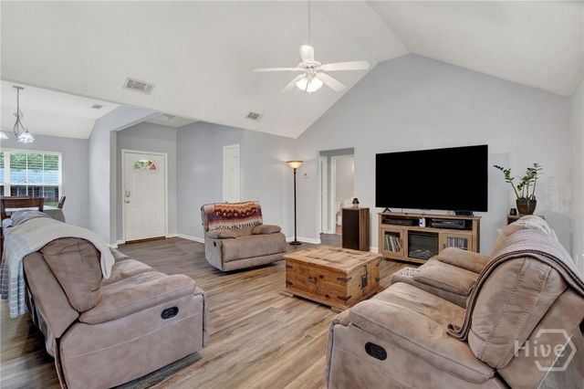 302 Road Atlanta, Bloomingdale, GA 31302
