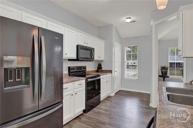 302 Road Atlanta, Bloomingdale, GA 31302