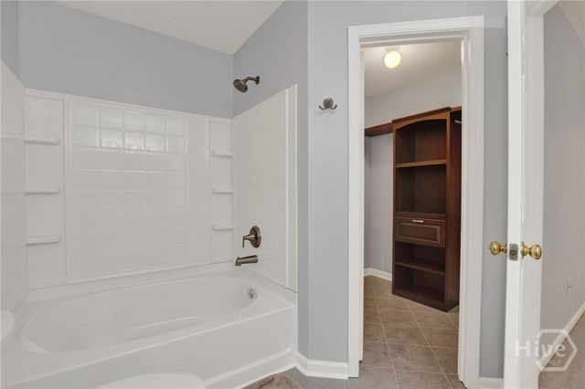302 Road Atlanta, Bloomingdale, GA 31302