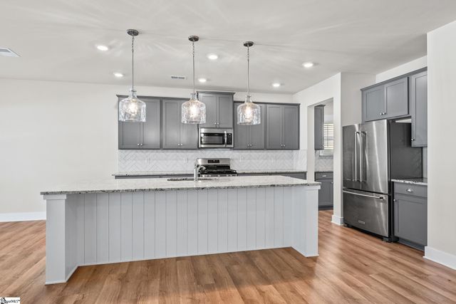 329 Alyssa Landing Drive, Fountain Inn, SC 29644
