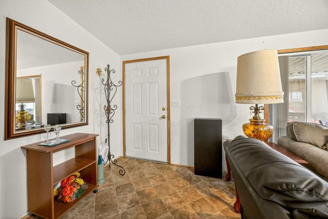 6850 Downing Road SPC 71, Central Point, OR 97502