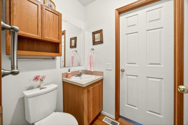 6850 Downing Road SPC 71, Central Point, OR 97502