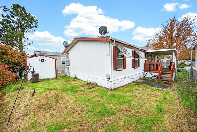 6850 Downing Road SPC 71, Central Point, OR 97502