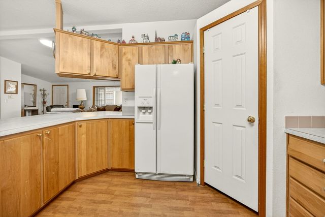 6850 Downing Road SPC 71, Central Point, OR 97502