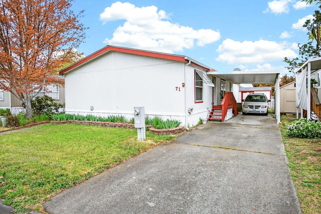 6850 Downing Road SPC 71, Central Point, OR 97502