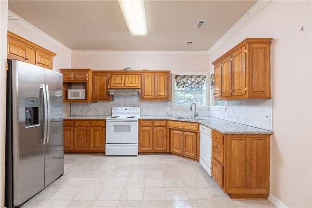 1781 N Misty Lane, Fayetteville, AR 72701