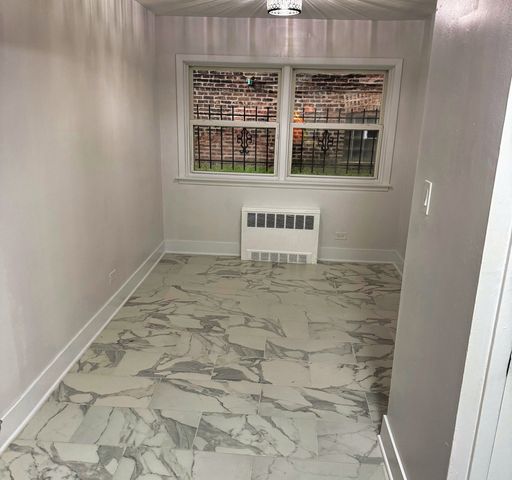 7718 S Jeffery Boulevard GN, Chicago, IL 60649