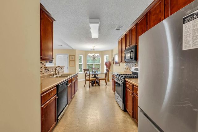 420 Stone Ridge Way, Covington, GA 30016