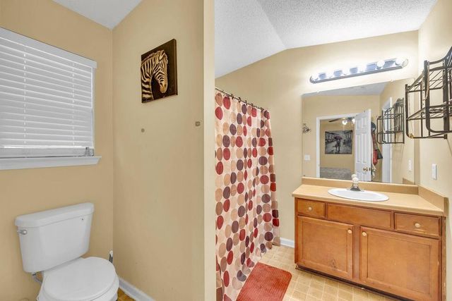 420 Stone Ridge Way, Covington, GA 30016