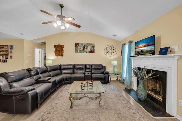 420 Stone Ridge Way, Covington, GA 30016
