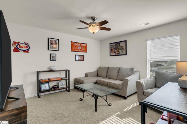 109 Slateford Circle, Piedmont, SC 29673