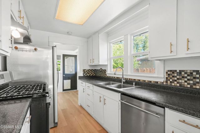 1657 Navarro Avenue, Pasadena, CA 91103