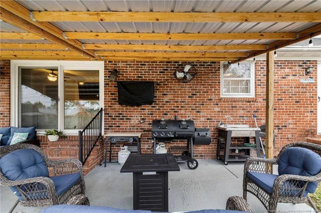 3601 Golfview Road, Hope Mills, NC 28348