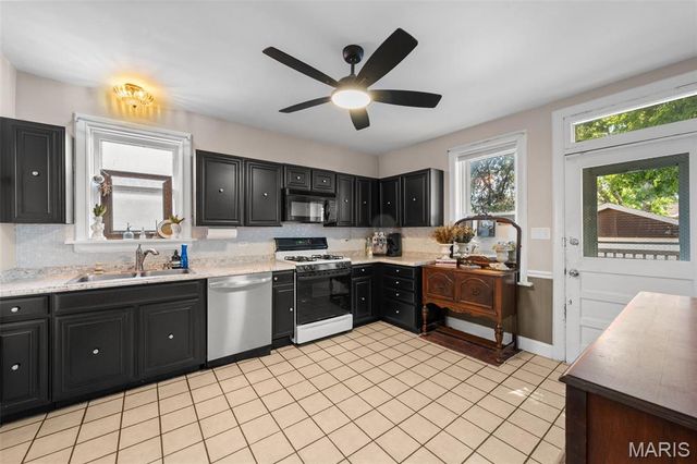 4322 Holly Hills Boulevard, St Louis, MO 63116