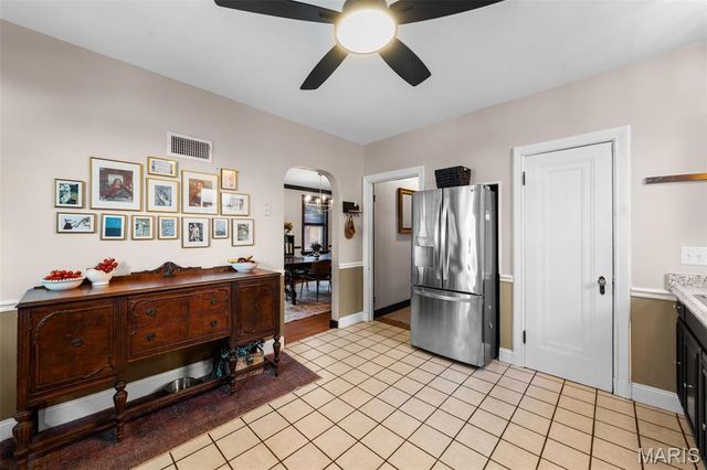 4322 Holly Hills Boulevard, St Louis, MO 63116