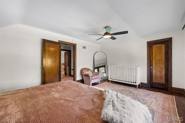 4322 Holly Hills Boulevard, St Louis, MO 63116