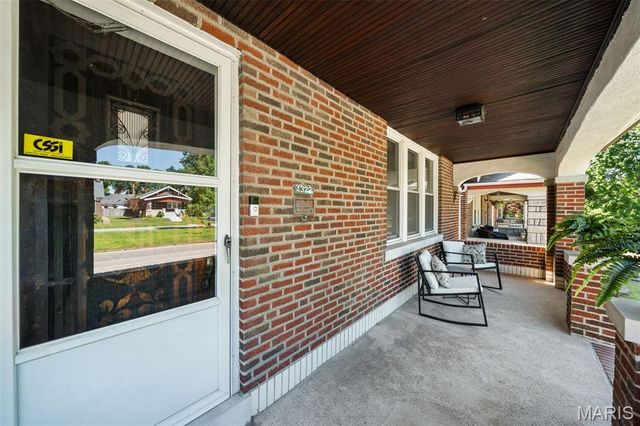4322 Holly Hills Boulevard, St Louis, MO 63116