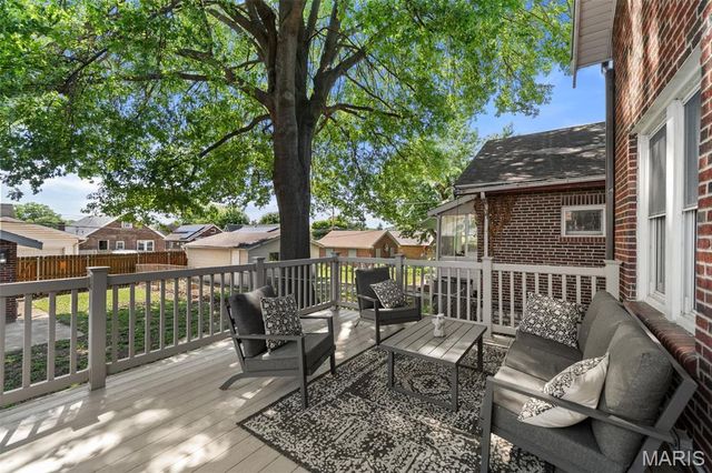 4322 Holly Hills Boulevard, St Louis, MO 63116
