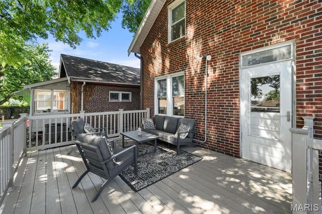 4322 Holly Hills Boulevard, St Louis, MO 63116