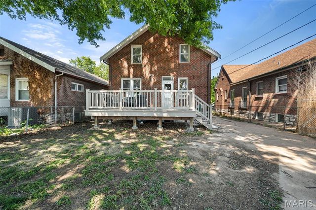 4322 Holly Hills Boulevard, St Louis, MO 63116